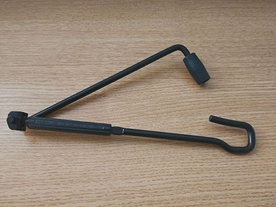 做汽車(chē)千斤頂手搖桿成型產(chǎn)品，選貝朗線(xiàn)材折彎?rùn)C(jī)