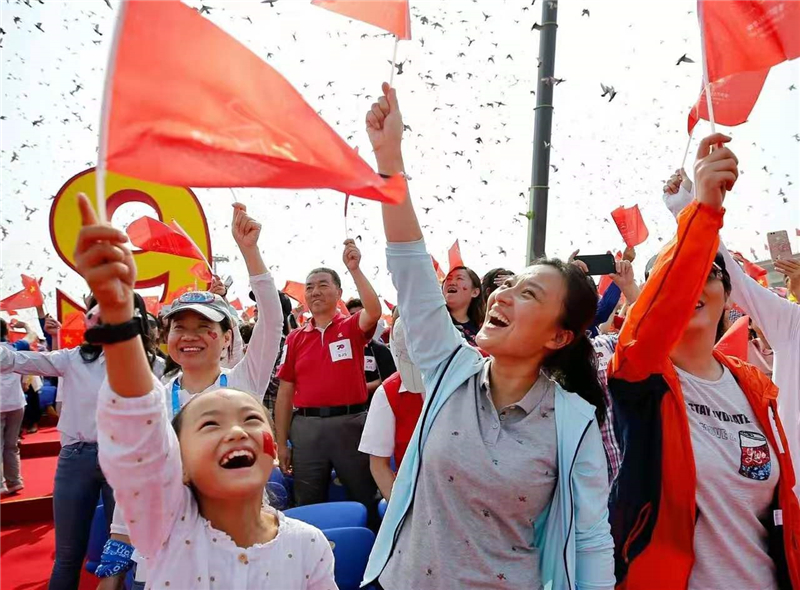 國慶閱兵現(xiàn)場(chǎng)——轉(zhuǎn)載網(wǎng)絡(luò)圖片